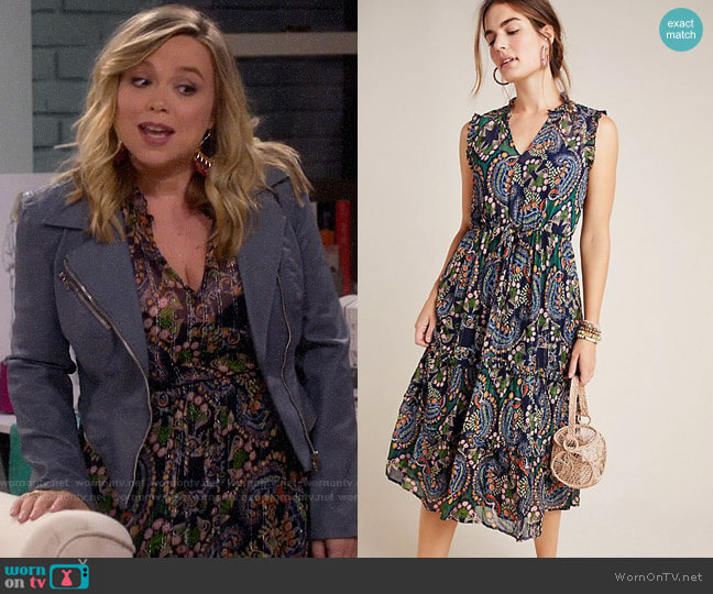 Anthropologie Elmira Ruffled Midi Dress worn by Kristin Baxter (Amanda Fuller) on Last Man Standing