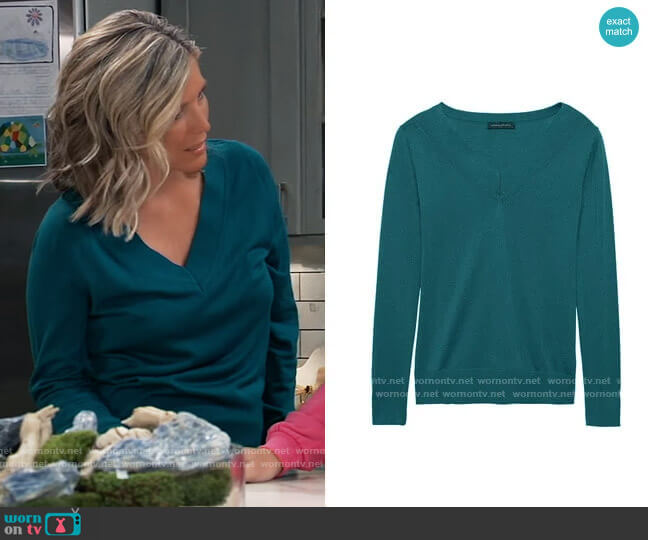 Banana Republic silk cashmere sweater worn by Carly Corinthos (Laura Wright) on General Hospital