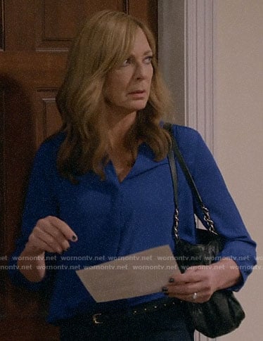 Bonnie’s blue blouse on Mom