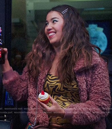 Cheyenne's yellow zebra top and pink fluffy jacket on Superstore