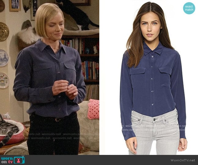 Equipment Signature Peacoat Blouse worn by Jill Kendall (Jaime Pressly) on Mom