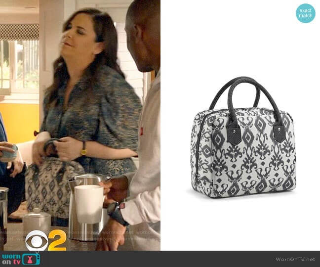 Target Fit & Fresh Bloomington Lunch Tote worn by Sara Castillo (Lindsay Mendez) on All Rise