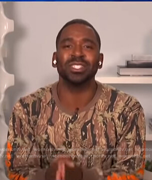 Justin’s camo print long sleeve tee on E! News Daily Pop