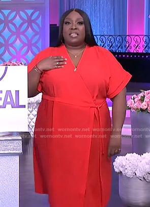 Loni’s red short sleeve wrap dress on The Real