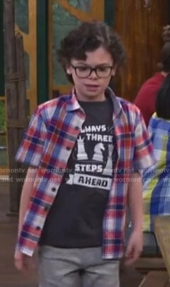 Matteo's black Always Three Steps Ahead print tee on Bunkd