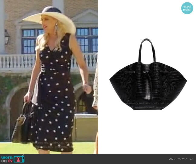 Lynne Tote Bag by Nanushka worn by Alexis Carrington (Elaine Hendrix) on Dynasty