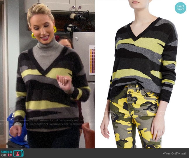 Pam & Gela Slouchy Camo-Print V-Neck Sweater worn by Mandy Baxter (Molly McCook) on Last Man Standing