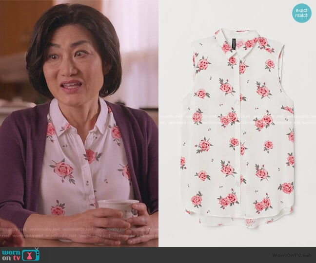 Sleeveless Blouse by H&M worn by Mrs Kim (Jean Yoon) on Kims Convenience