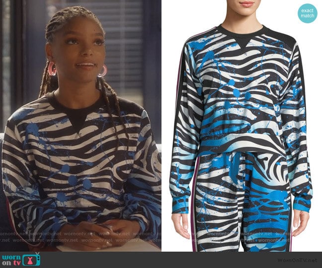 Nola Zebra-Print Cropped Sweatshirt by No Ka Oi worn by Skylar Forster (Halle Bailey) on Grown-ish