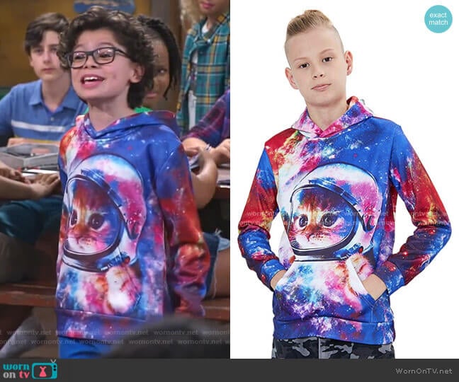 3D Prints Sweatshirts Pullover with Pocket by Unicomidea at Amazon worn by Matteo Silva (Raphael Alejandro) on Bunkd