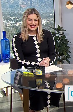 Carissa’s black diamond pattern knit dress on E! News Daily Pop