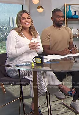 Carissa’s white ribbed v-neck dress on E! News Daily Pop