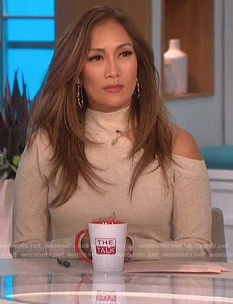 Carrie’s metallic cutout sweater on The Talk