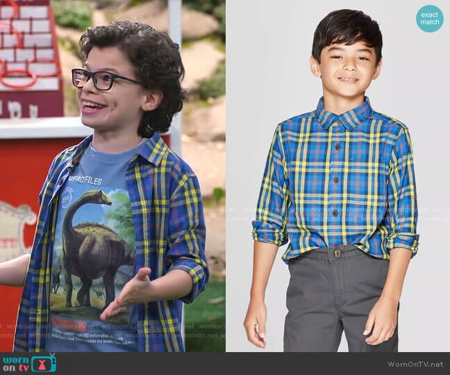 Long Sleeve Button-Down Shirt by Cat & Jack worn by Matteo Silva (Raphael Alejandro) on Bunkd