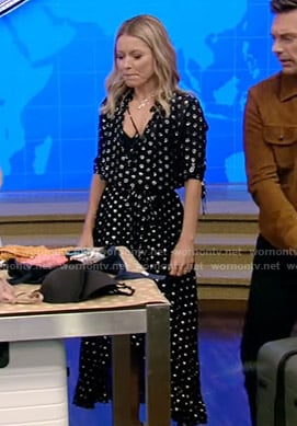 Kelly’s metallic heart print dress on Live with Kelly and Ryan