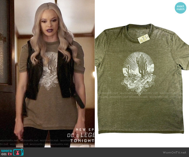 Lucky  Brand Mens Desert T-shirt worn by Caitlin Snow (Danielle Panabaker) on The Flash