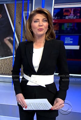 Norah's black blazer and white belt on CBS Evening News