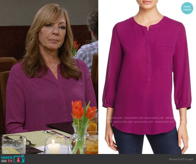 NYDJ Pleated Back Blouse worn by Bonnie Plunkett (Allison Janney) on Mom