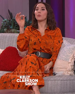 Whitney Cummings’s orange horse print dress on The Kelly Clarkson Show