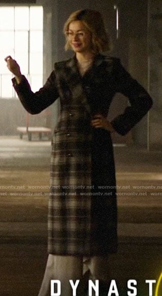 Pepper’s long plaid coat and white boots on Katy Keene