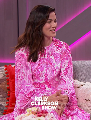 Michelle Monaghan’s pink floral pleated dress on The Kelly Clarkson Show