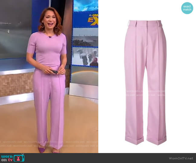 WornOnTV: Ginger’s pink ribbed sweater and high waist pants on Good ...