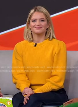 Sara’s orange puff sleeve sweater on GMA Strahan Sara And Keke