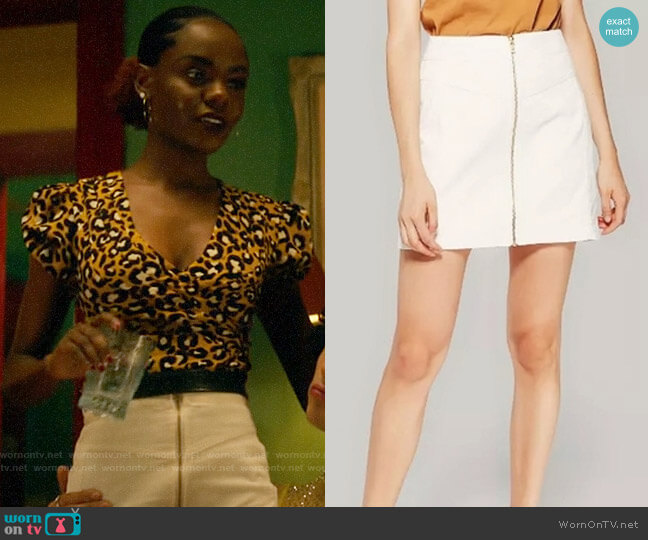 Target Wild Fable Zip Front Cord Mini Skirt worn by Josie McCoy (Ashleigh Murray) on Katy Keene