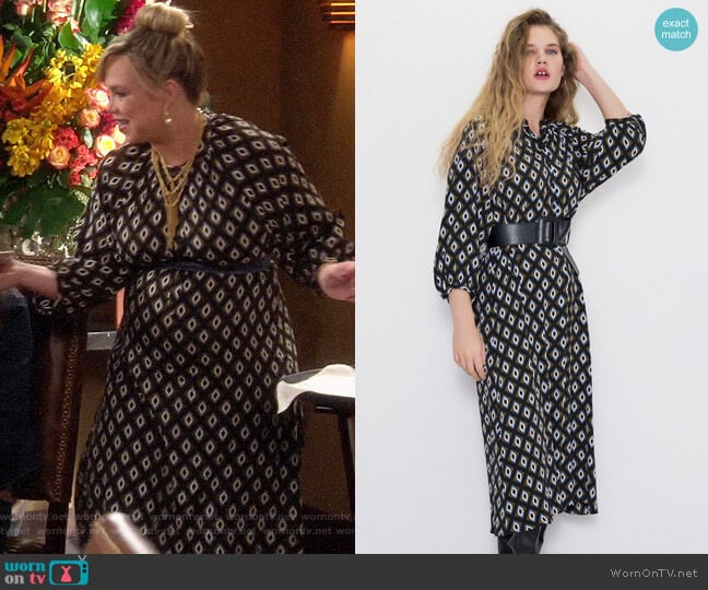 Zara Geometric Print Dress worn by Kristin Baxter (Amanda Fuller) on Last Man Standing