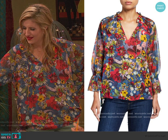 Julius Floral Raglan Blouson-Sleeve Tunic Top by Alice + Olivia worn by Chelsea Grayson (Anneliese van der Pol) on Ravens Home