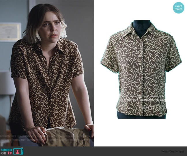 Floral Shirt by Sears worn by Annie Marks (Mae Whitman) on Good Girls