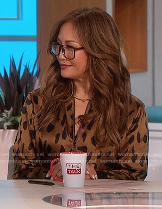 Carrie’s leopard satin bomber jacket on The Talk