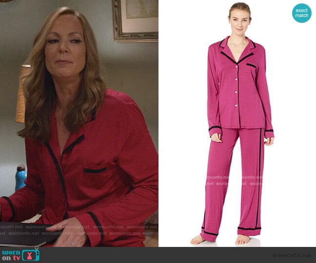 Cosabella Amore Ls Top Pant Pj Set worn by Bonnie Plunkett (Allison Janney) on Mom