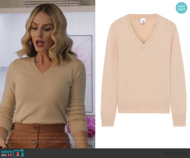 Alith cashmere sweater by Iris & Ink worn by Laura Baker (Monet Mazur) on All American