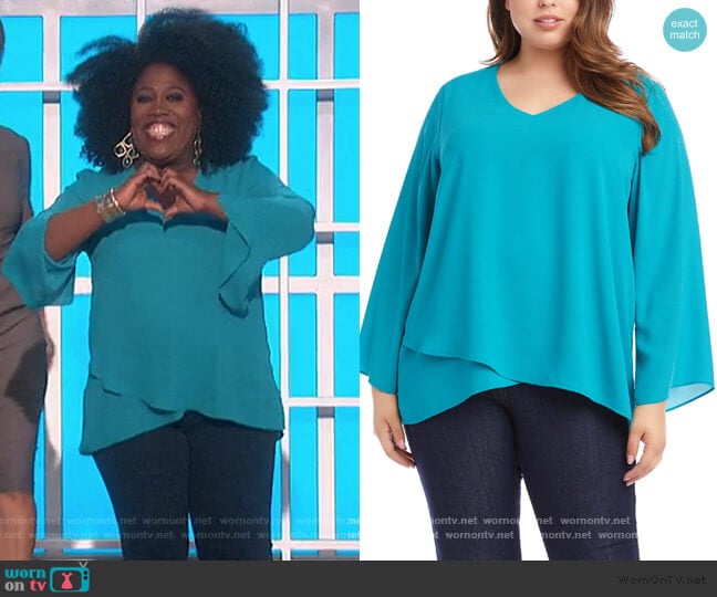 Slit Bell Sleeve Top by Karen Kane worn by Sheryl Underwood on The Talk