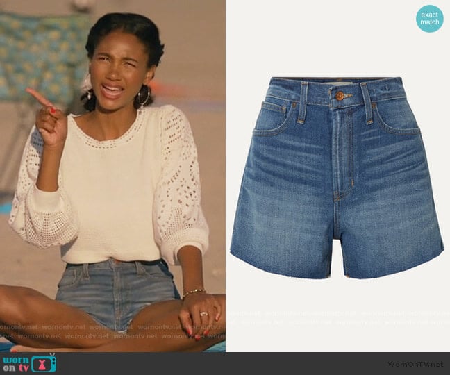 The Perfect Vintage frayed denim shorts by Madewell worn by Layla Keating (Greta Onieogou) on All American