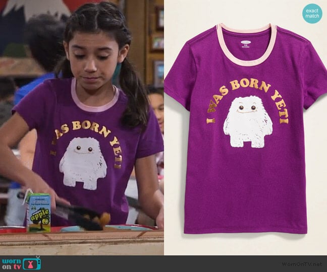 Graphic Crewneck Tee by Old Navy worn by Gwen (Scarlett Estevez) on Bunkd