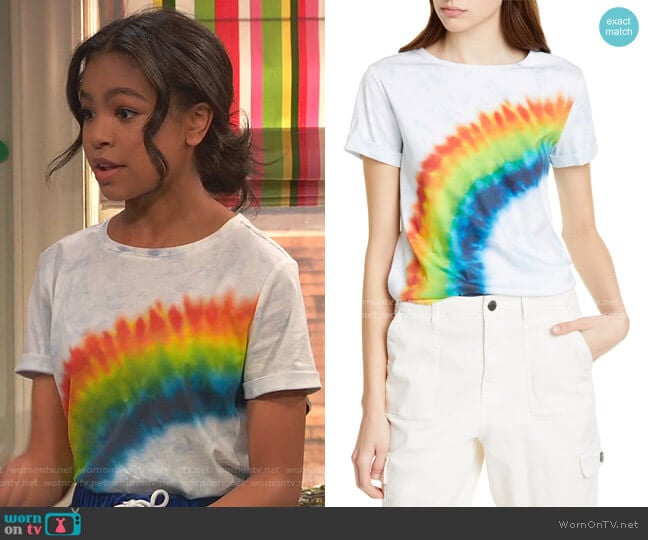 Shira Roll Sleeve Tee by Alice + Olivia worn by Nia Baxter (Navia Robinson) on Ravens Home