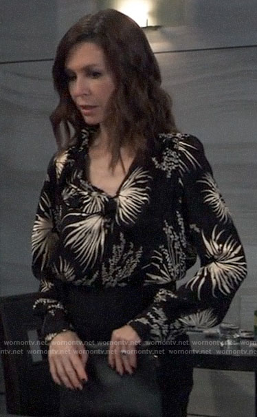 Anna’s black and white floral blouse on General Hospital