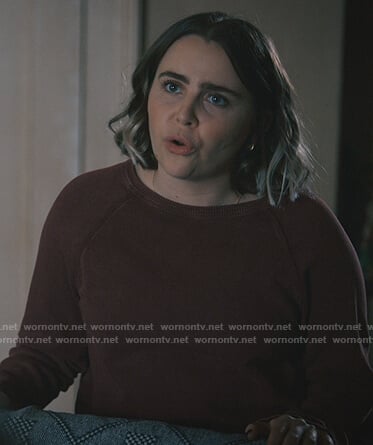 Annie's maroon sweatshirt on Good Girls