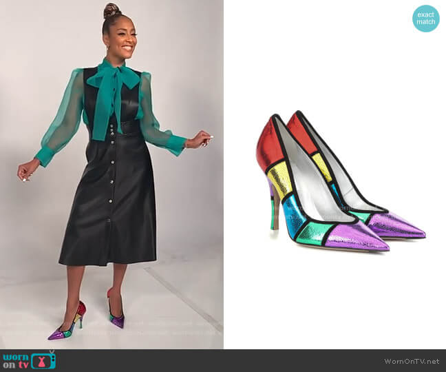 Kate metallic leather pumps by Attico worn by Amanda Seales on The Real