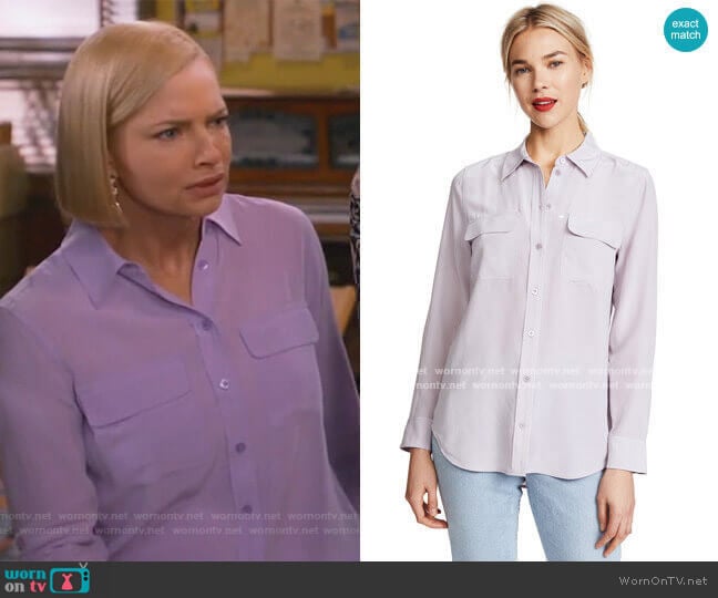 Equipment Slim Signature Silk Shirt worn by Jill Kendall (Jaime Pressly) on Mom