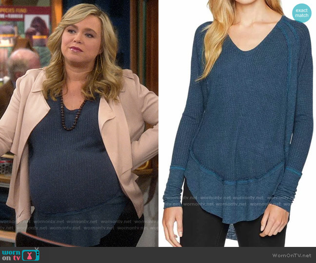 Free People Catalina Thermal Top worn by Kristin Baxter (Amanda Fuller) on Last Man Standing