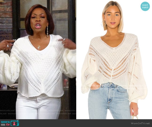 Free People Snowball Sweater worn by Tina Butler (Tichina Arnold) on The Neighborhood