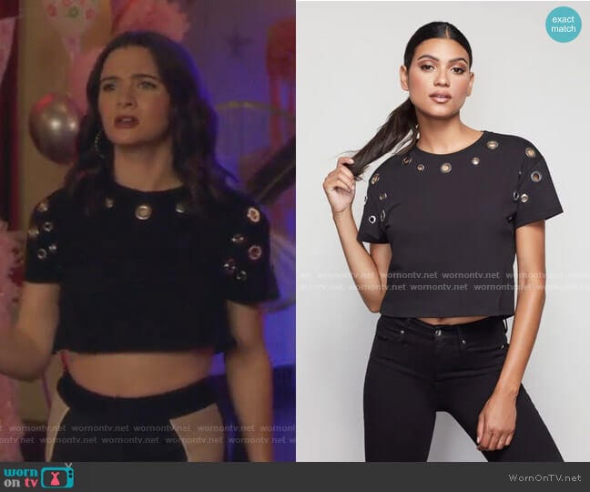 Peepin' Grommet Tee by Good American worn by Jane Sloan (Katie Stevens) on The Bold Type