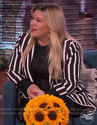 Kelly’s black and white stripe blazer on The Kelly Clarkson Show