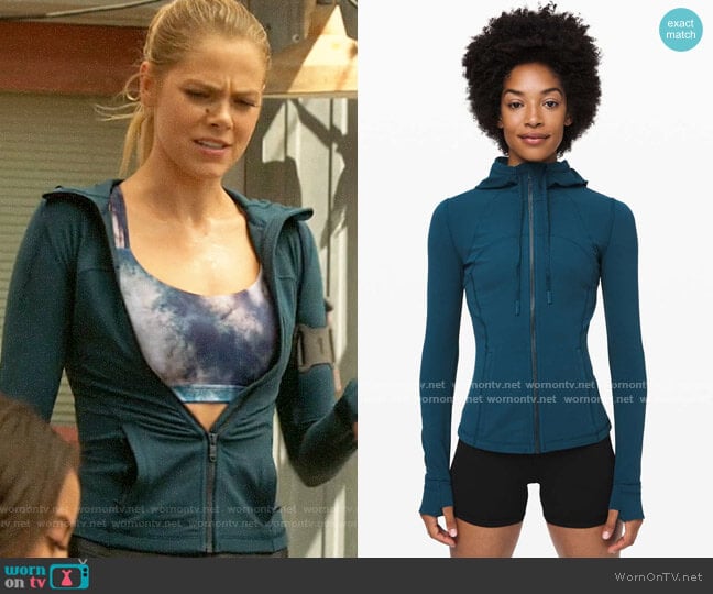 Lululemon Define Hooded Jacket Nulu in Night Diver worn by Isobel Evans-Bracken (Lily Cowles) on Roswell New Mexico