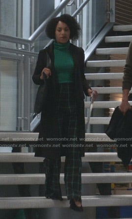 Maggie’s green turtleneck sweater and plaid pants on Greys Anatomy