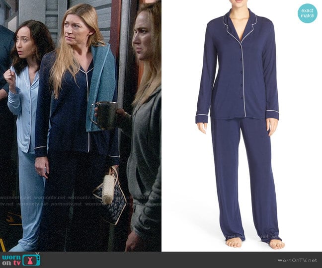 Nordstrom Lingerie Moonlight Pajamas worn by Ava Sharpe (Jes Macallan) on Legends of Tomorrow