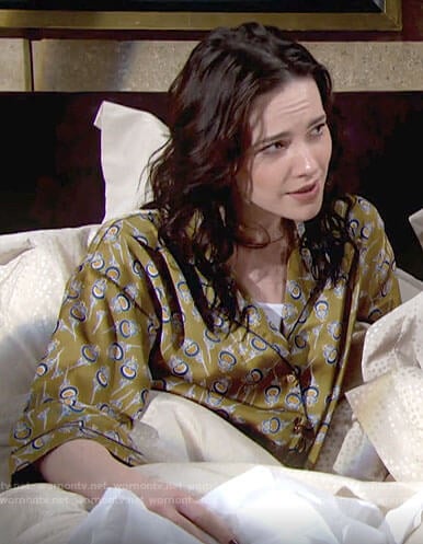 Tessa’s green printed pajamas on The Young and the Restless